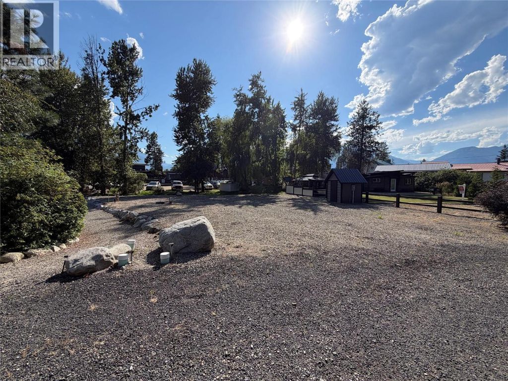 260 Laguna Crescent, Twin Bays