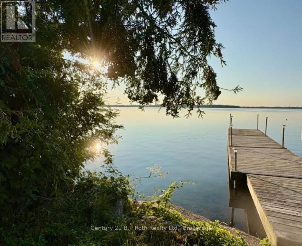 3813 Wood Avenue, Severn (west Shore)