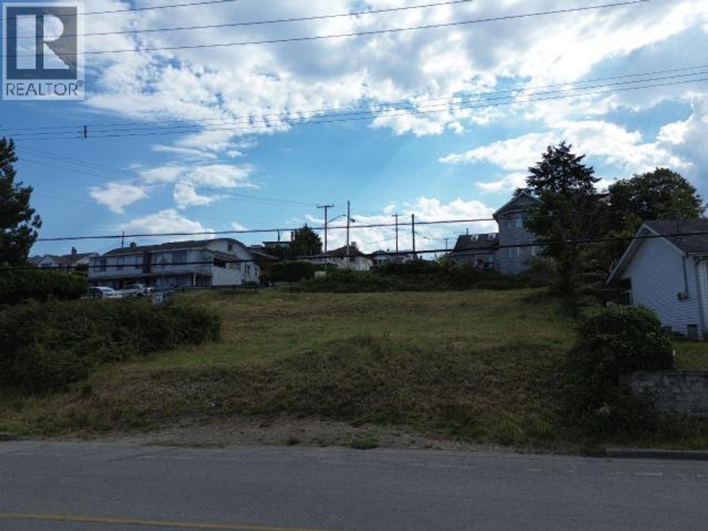 4426 Westview Ave, Powell River