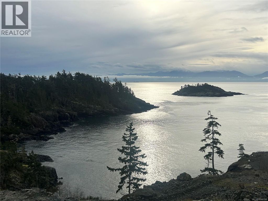 1177 Silver Spray Dr, Sooke