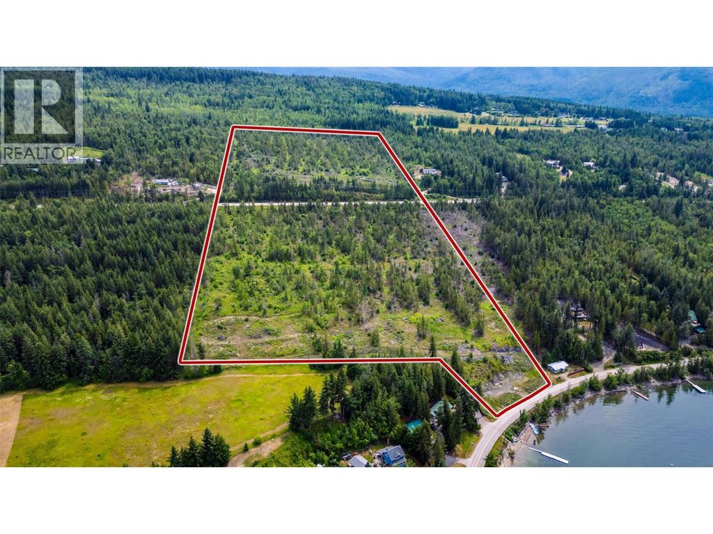 1720 Blind Bay Road Unit# Lot 1, 2, 3, 4, 5, Sorrento