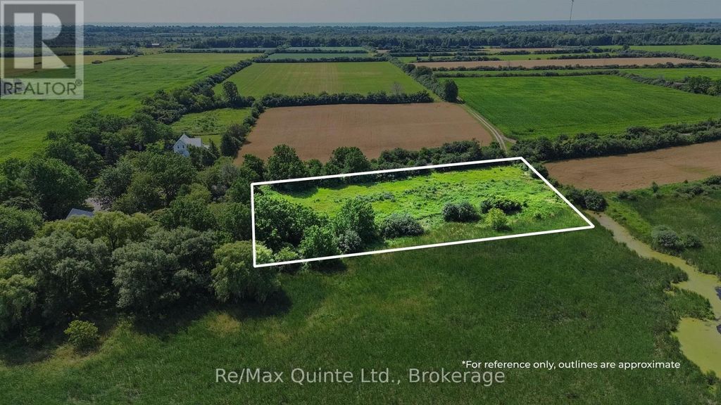 214 Pleasant Bay Road, Prince Edward County (hillier Ward)