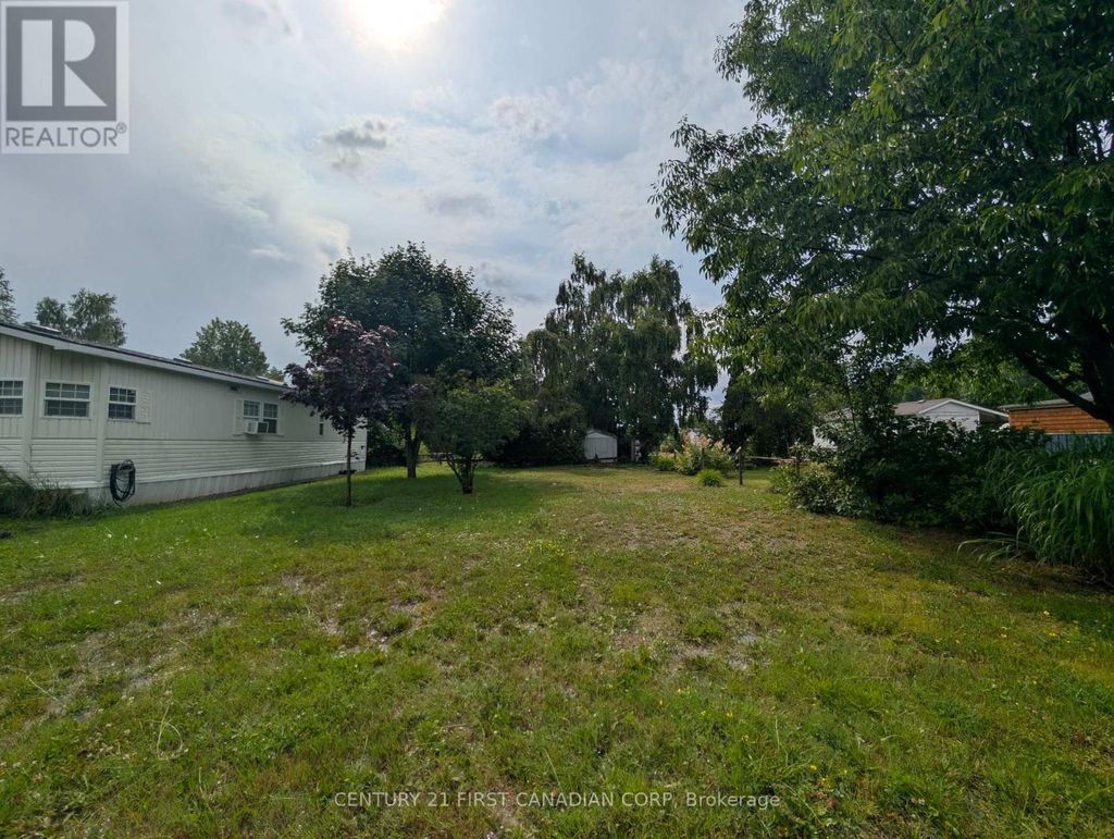 46 - 79681 Bluewater Highway, Central Huron (goderich)