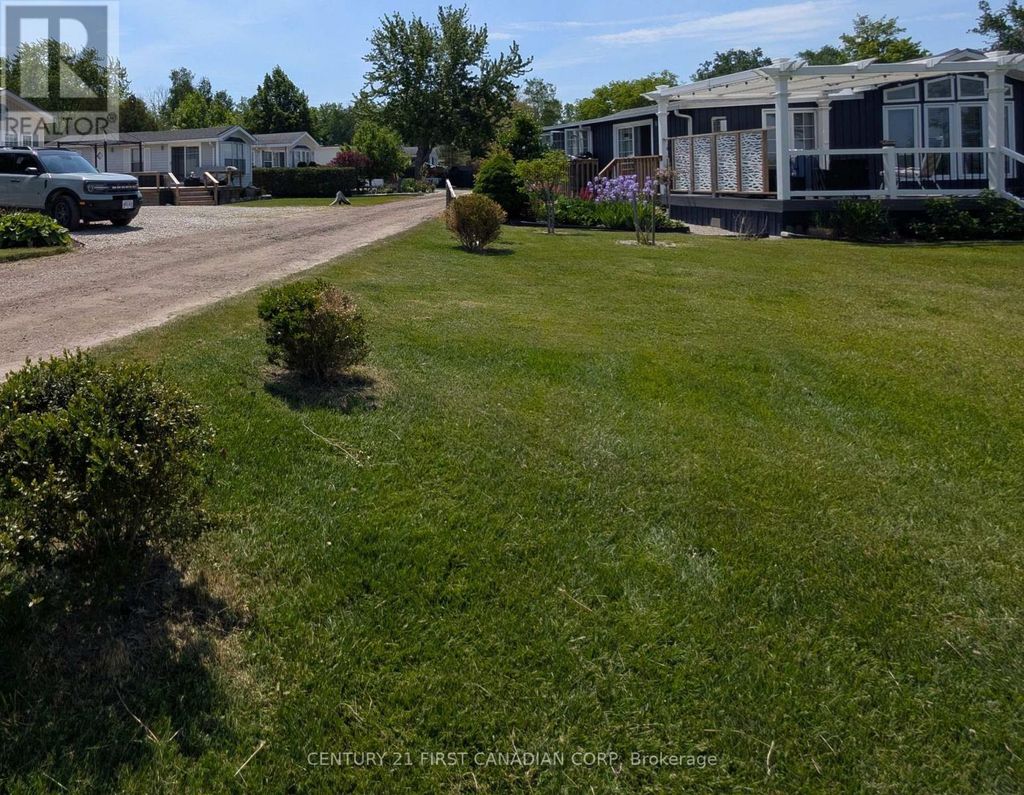 51 - 79681 Bluewater Highway, Central Huron (goderich)