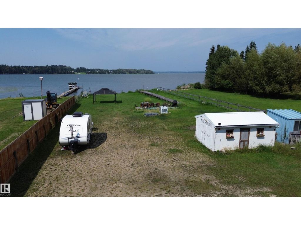 306 Lakeshore Drive E, Rural Wetaskiwin County