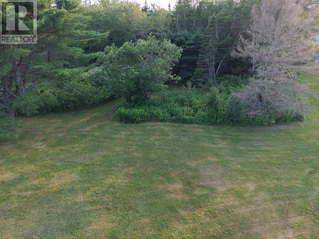 13713 Highway 316, Isaacs Harbour