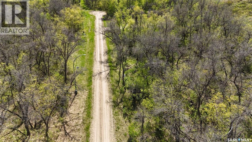 402 Mackie Street, Echo Lake
