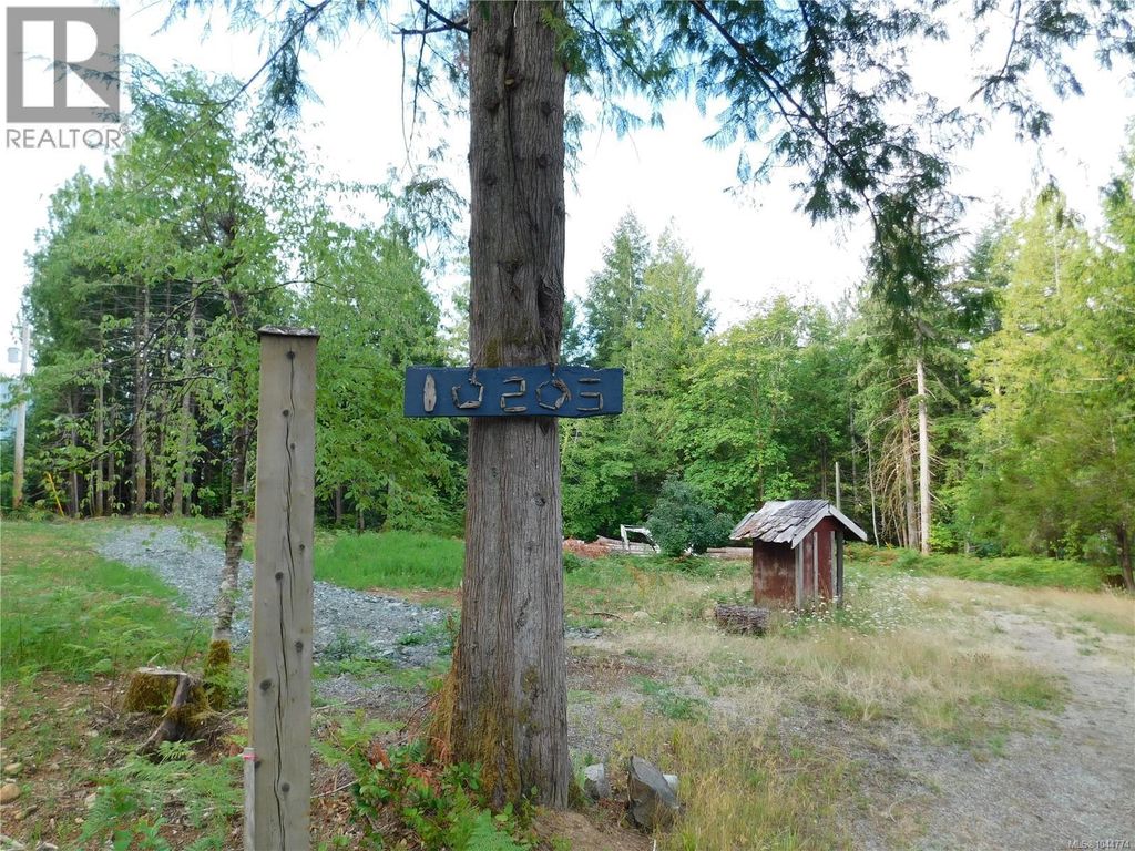 10206 South Dr, Port Alberni