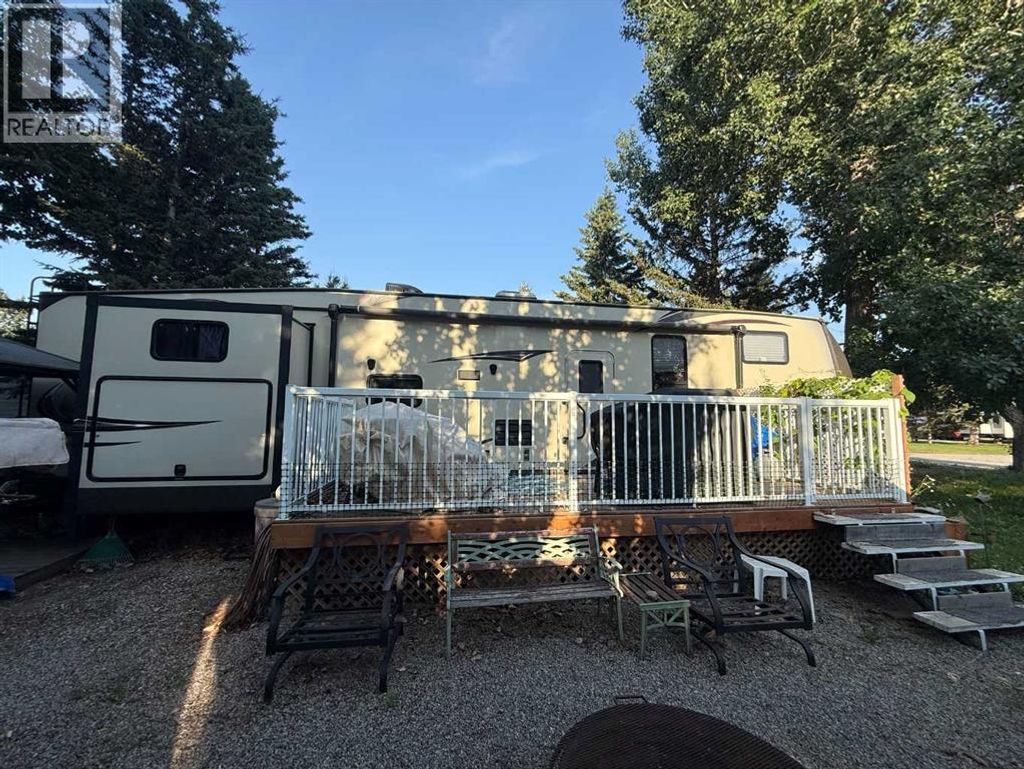 31 Timber Drive, 5230 27 Highway, Rural Mountain View County