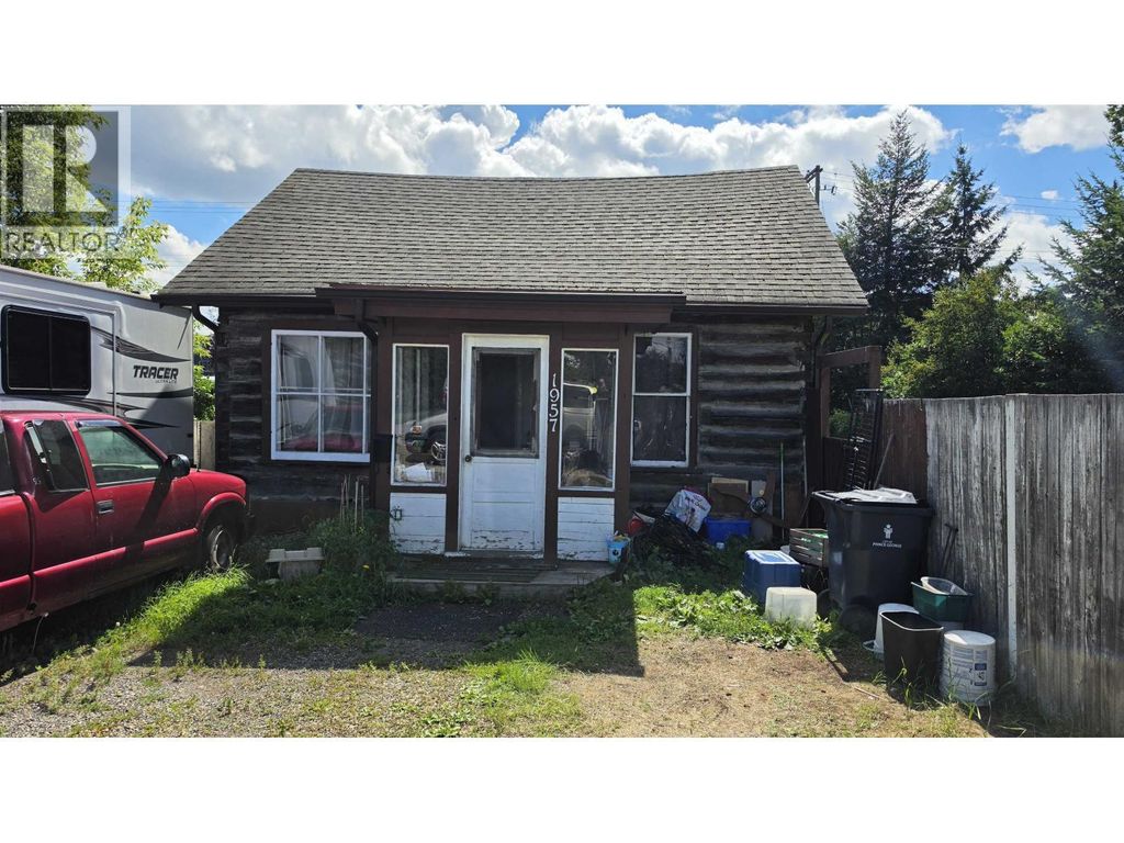 1957 Ross Crescent, Prince George