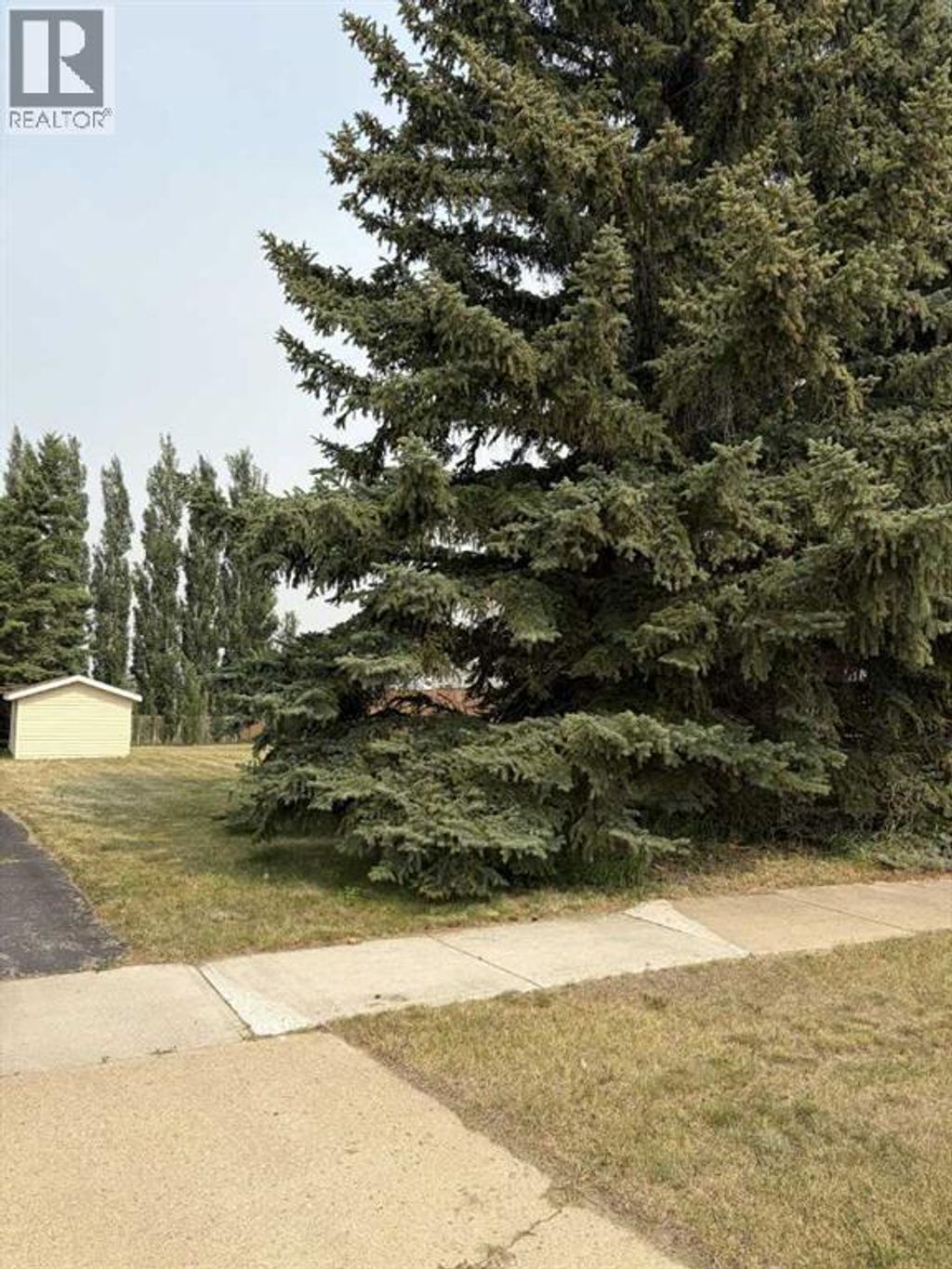 607 Madison Drive, Irricana