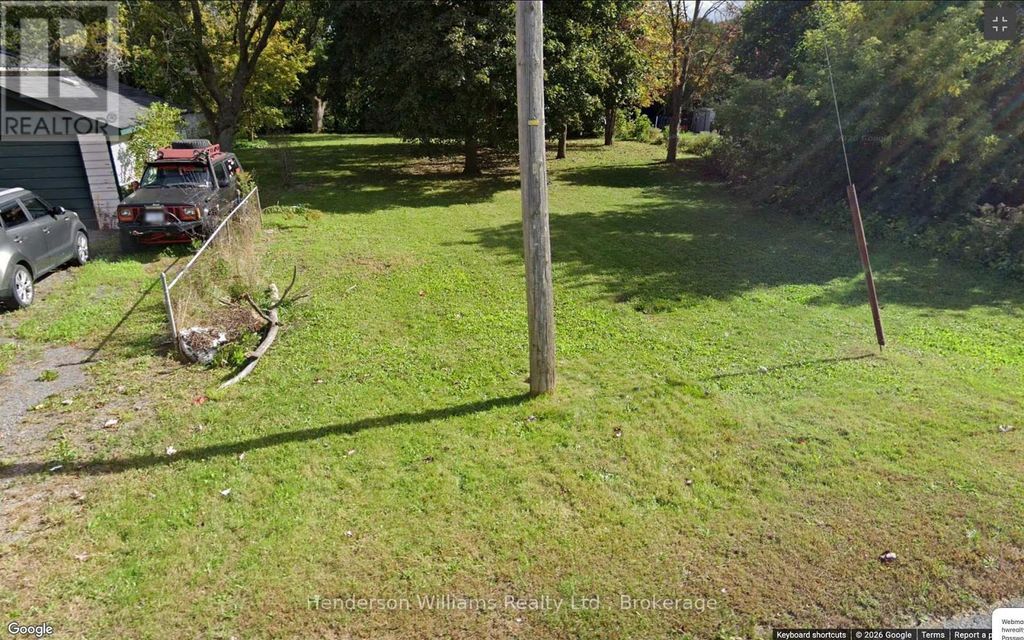 Beside 71 Stanley Street, Belleville (belleville Ward)