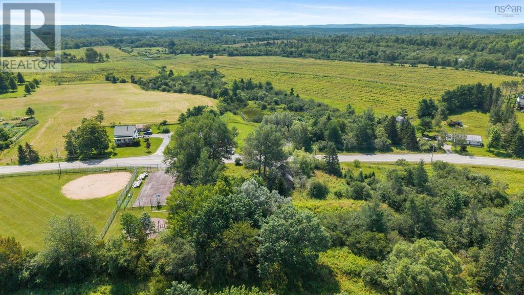 Lot Highway 357, Elderbank