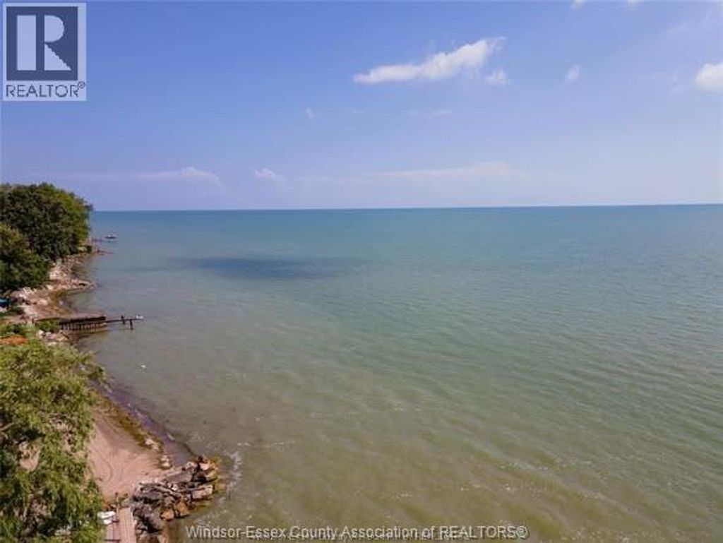 127 Lakewood Drive, Amherstburg