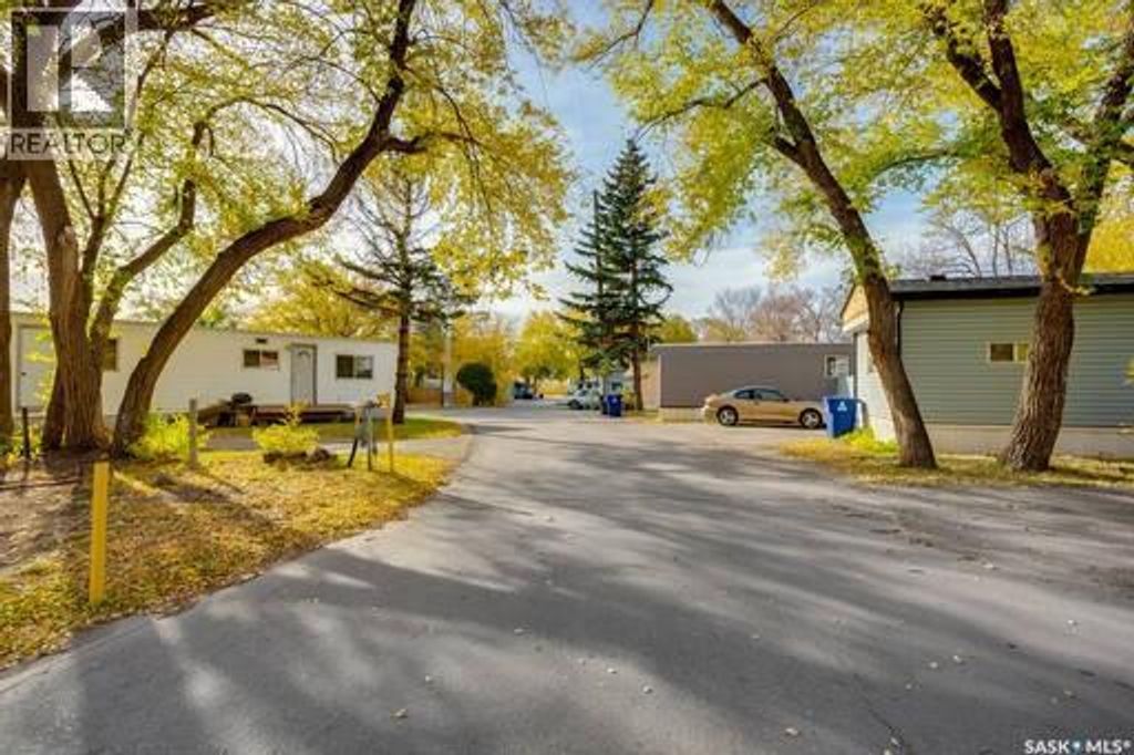 1524 Rayner Avenue, Saskatoon