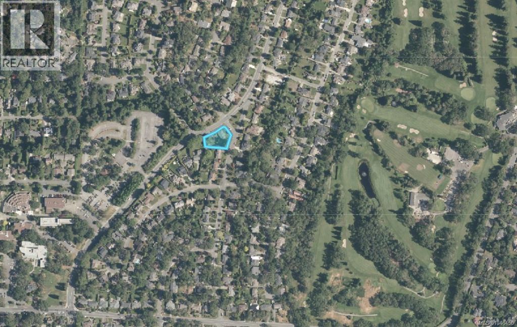 3294 Henderson Rd, Oak Bay