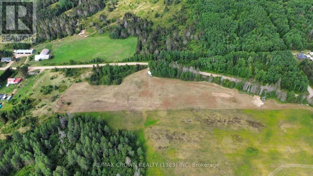 Pt Lt 26 Con 6 Poparvale Road, Chisholm