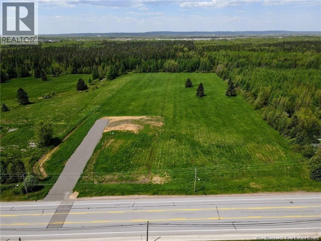 Lot Salisbury Road, Moncton