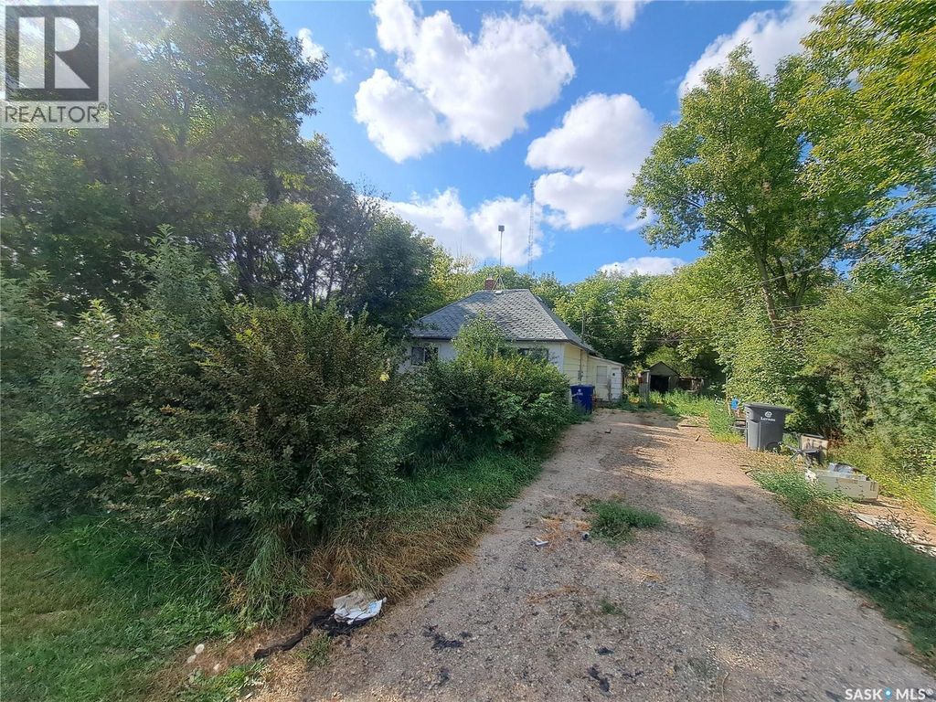 107 2nd Avenue W, Vanscoy