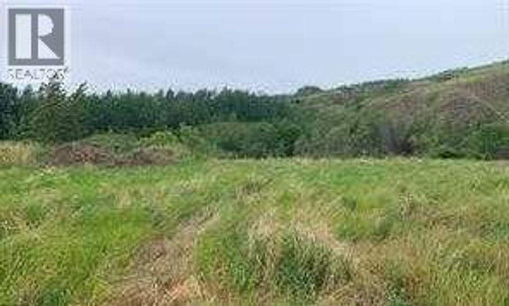 8201 98 Street, Peace River