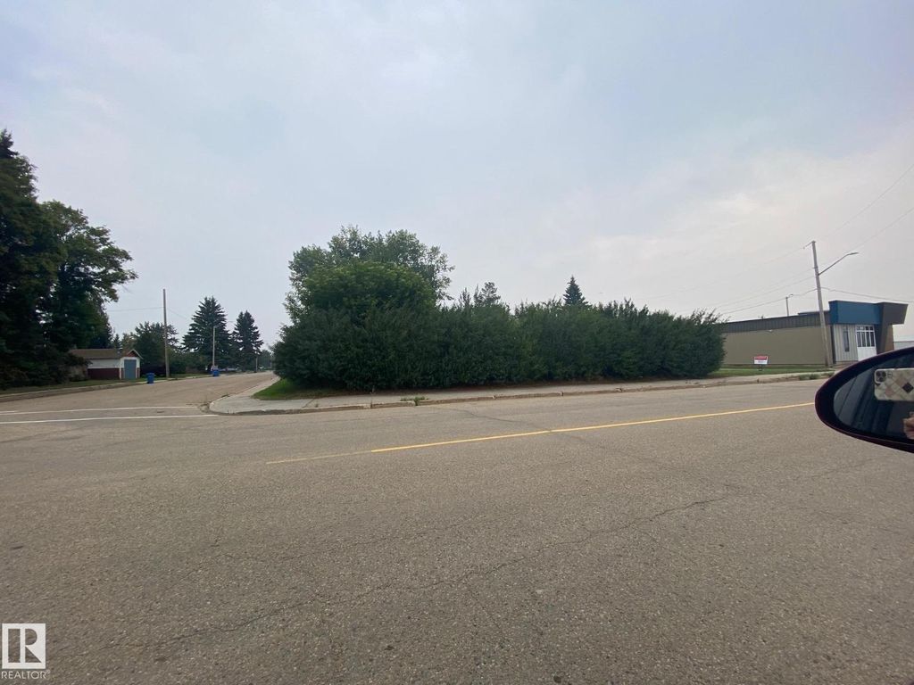 4019 47 St, Wetaskiwin