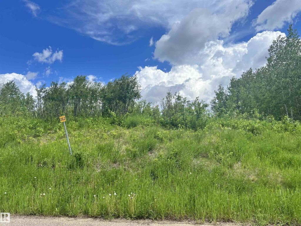 62 Coney Drive, Rural St. Paul County
