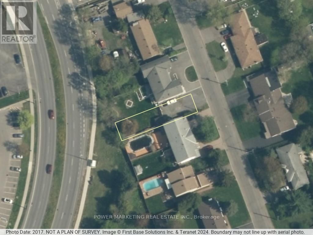 988 Laporte Street, Ottawa