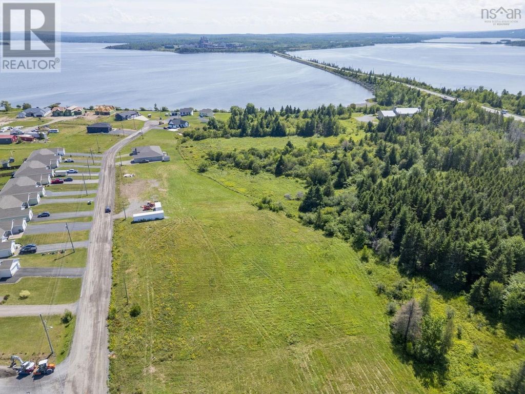 Harbour Crossing Drive, Pictou
