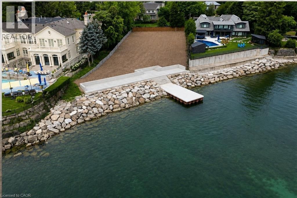 1044 Argyle Drive, Oakville