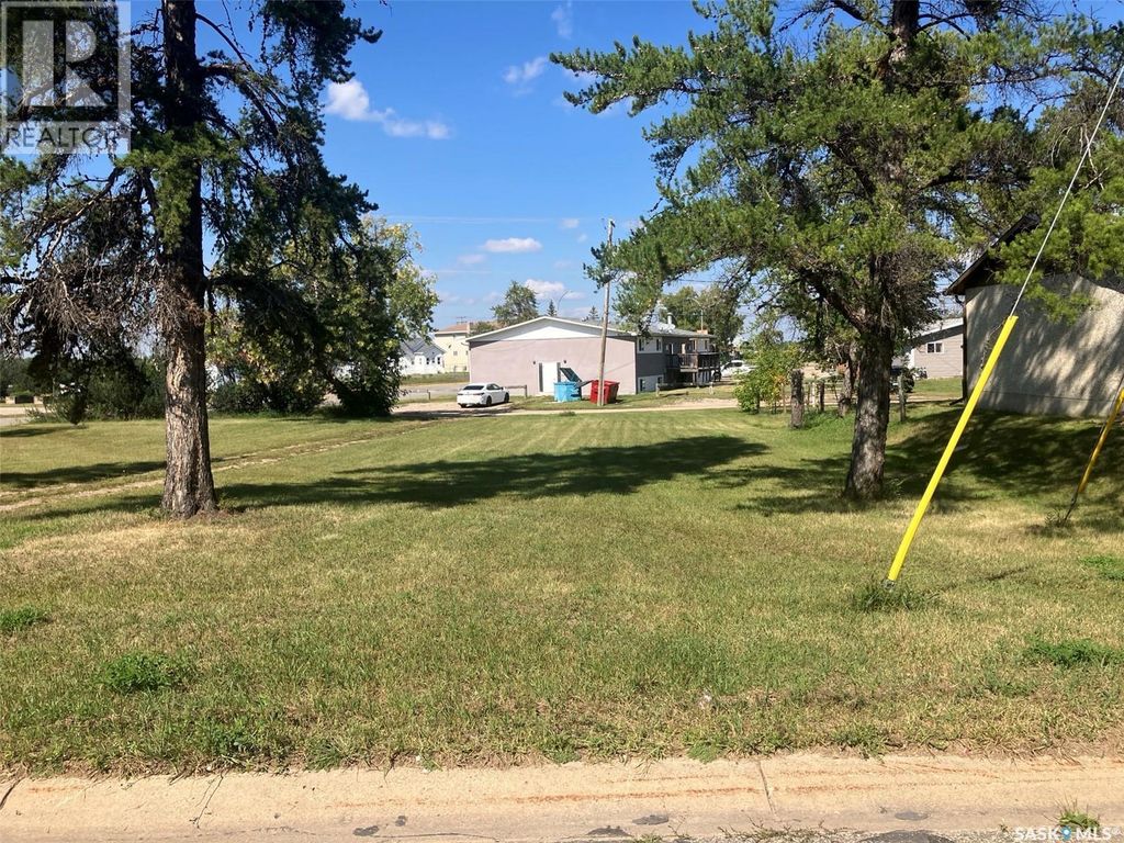 805 7th Avenue W, Nipawin