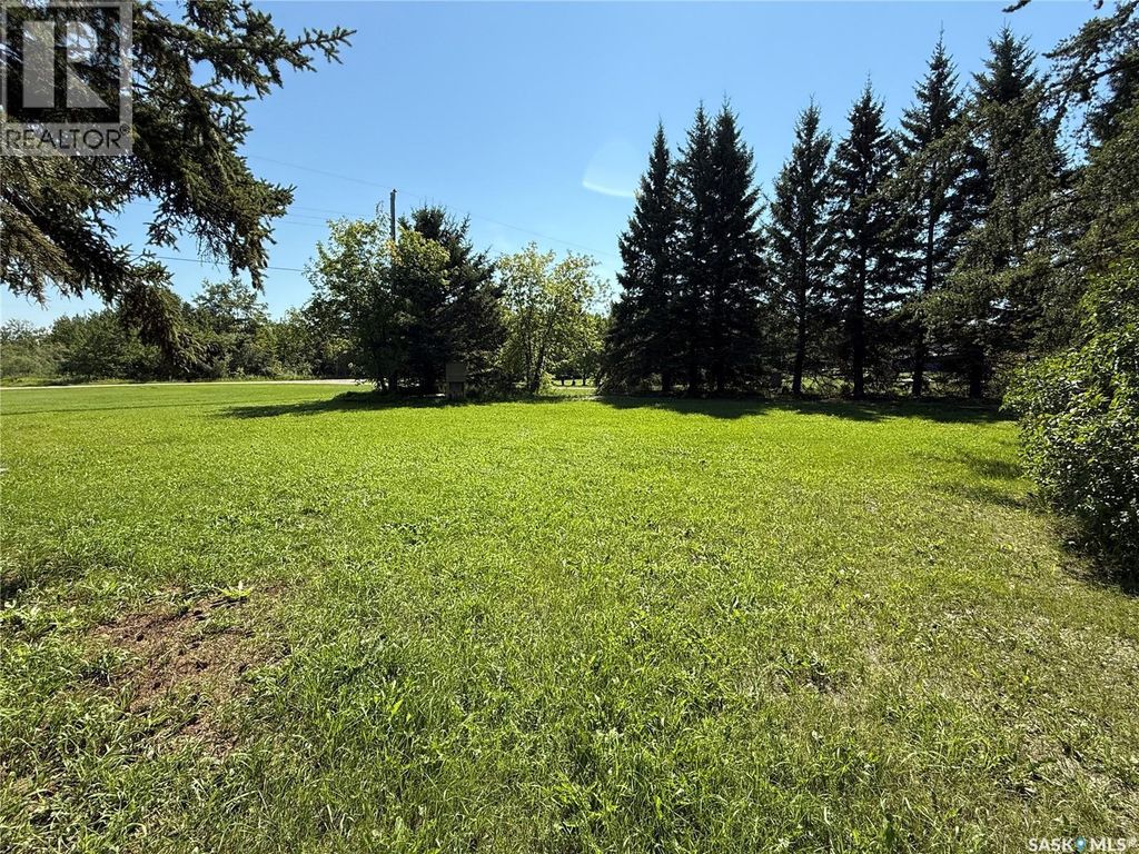 14-16 1st Avenue, Paddockwood