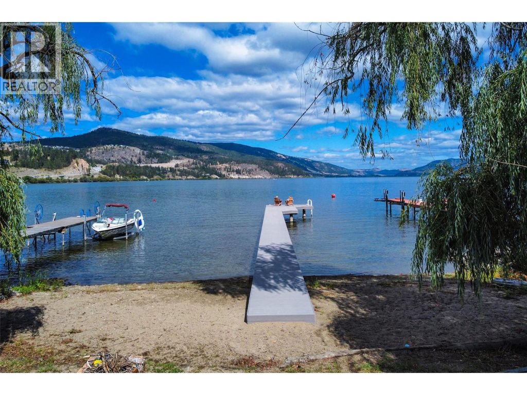 3242 Clement Road, Lake Country