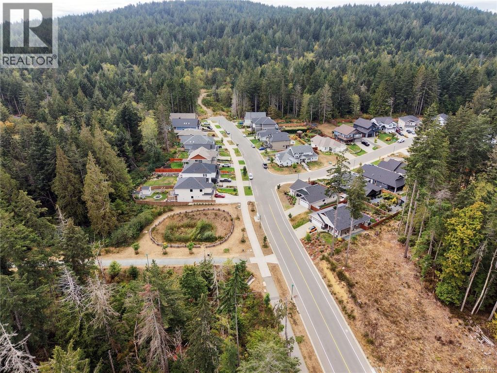 6891 Ridgecrest Rd, Sooke