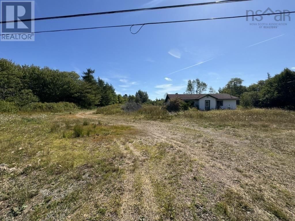 Highway 105, Macdale