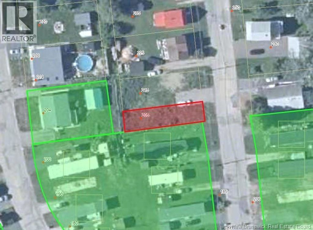 205 Lakeside Avenue, Bathurst
