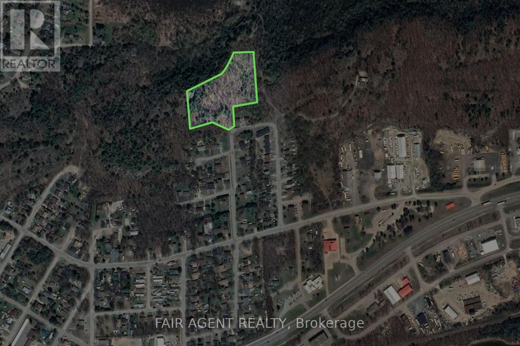 42 Solomon Street, Blind River