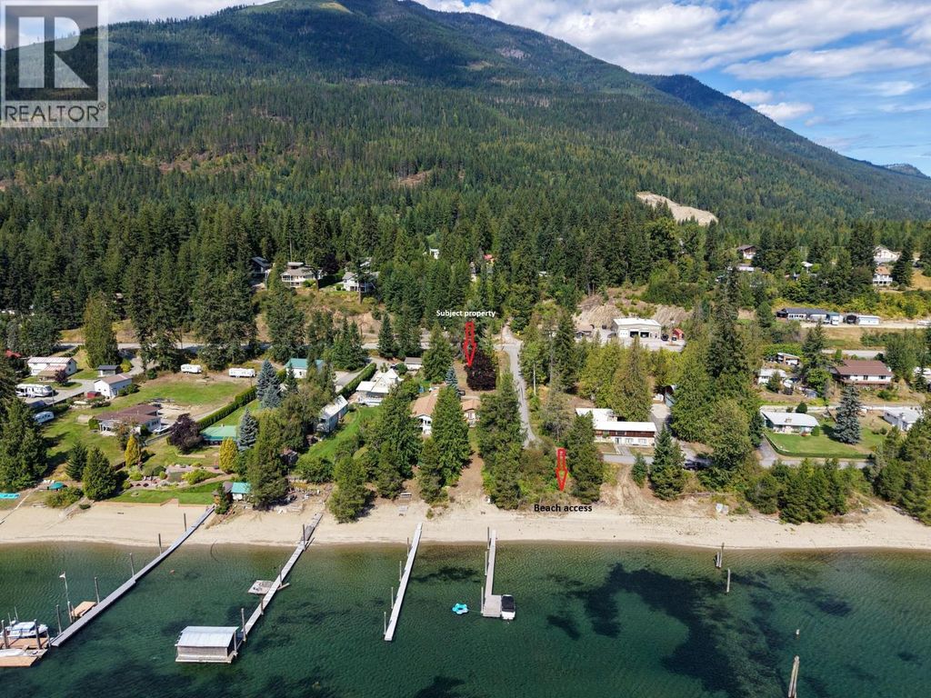 7680 Balfour Wharf Road, Balfour