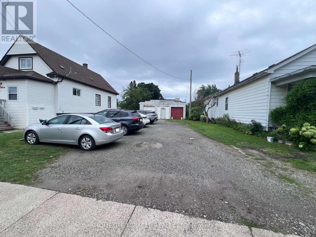 5470 Lewis Avenue, Niagara Falls (clifton Hill)