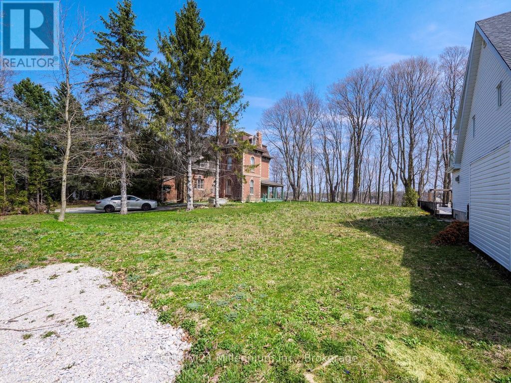 855 4th Avenue A West Avenue, Owen Sound