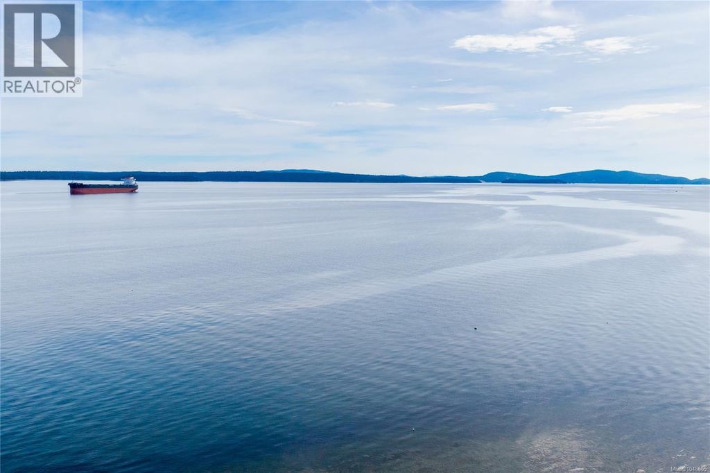 10715 Rocky Beach Rd, Cowichan Bay