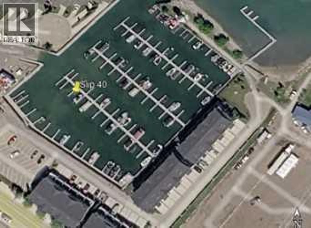 B35, 5230 Lakeshore Drive, Sylvan Lake