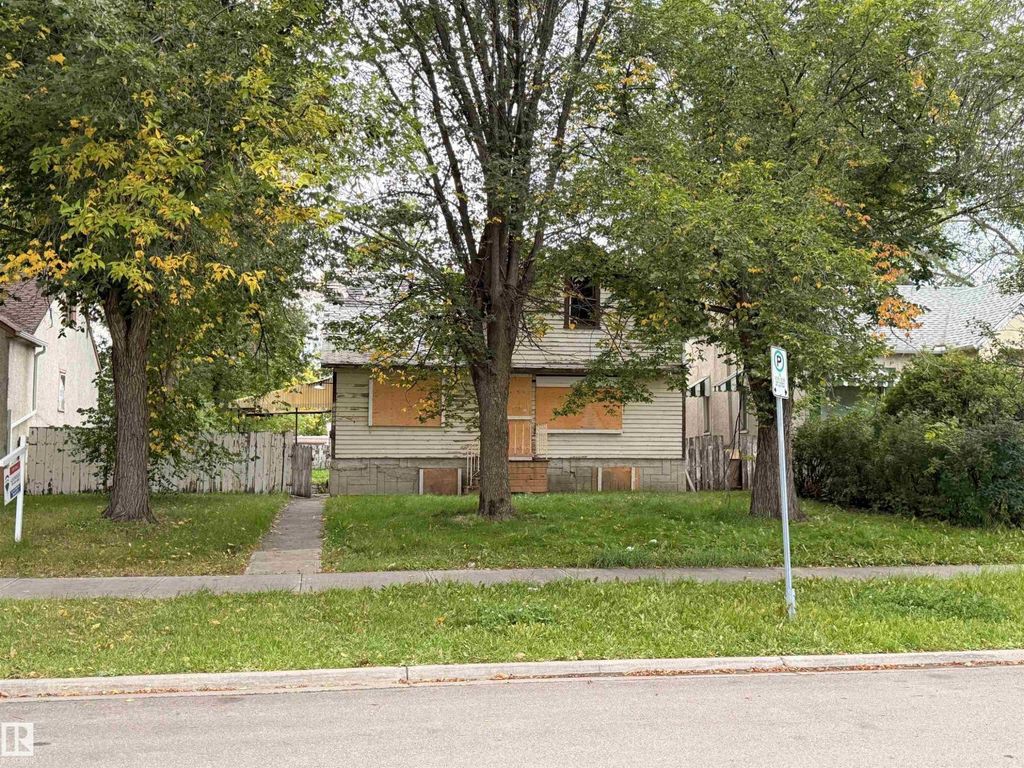 10952 108 St Nw, Edmonton