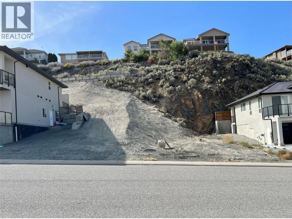 3804 Torrey Pines Drive, Osoyoos