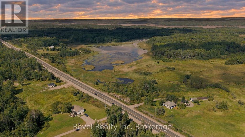 2647c Highway 17 Highway E, East Ferris