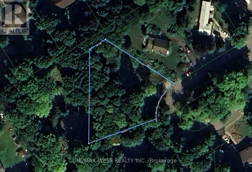 12 Lakeview Crescent, Tiny