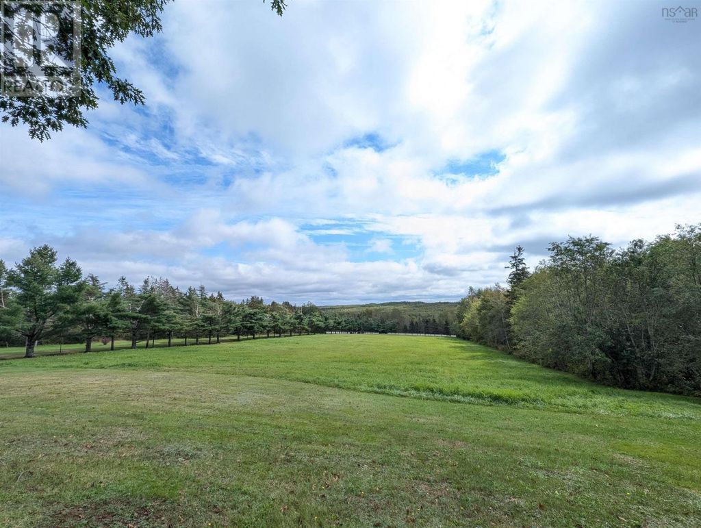 Lot B Highway 2, Alton