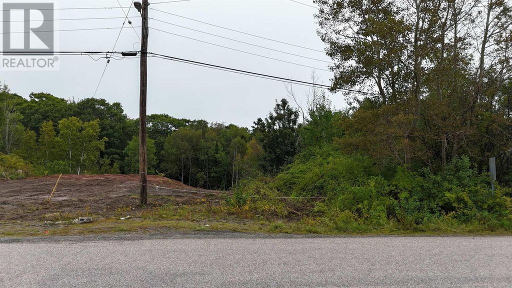 Lot 16 Pleasant Street, Conway