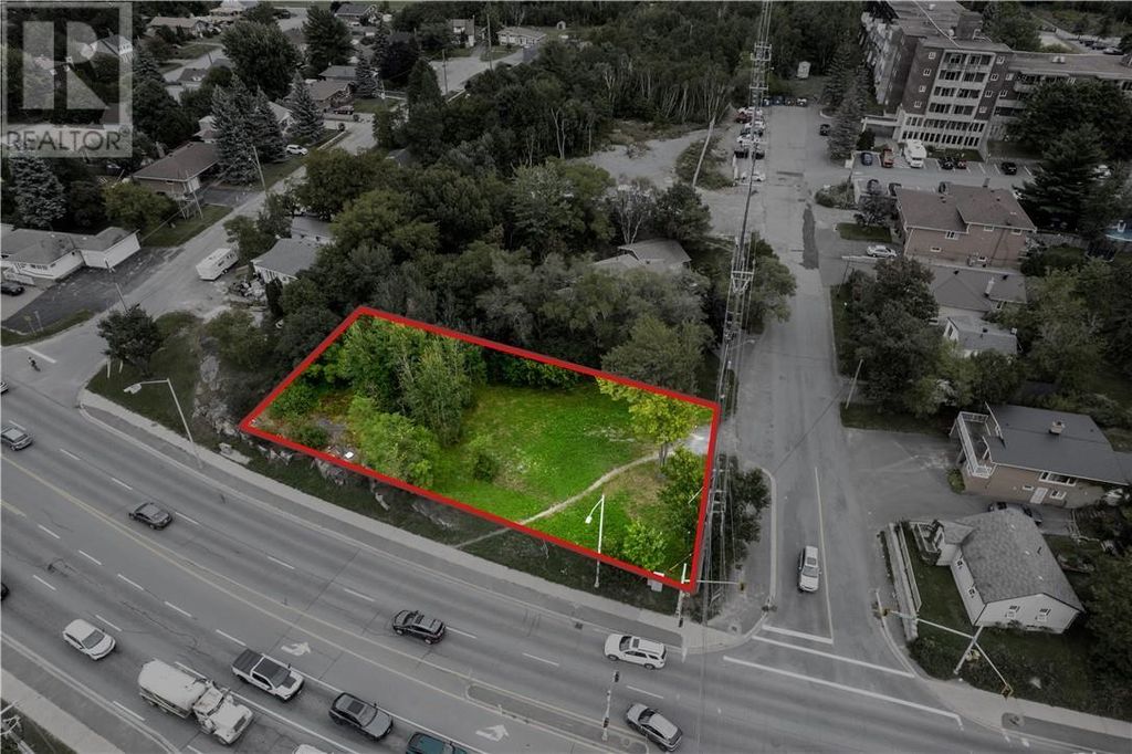 402 Marttila Drive, Sudbury