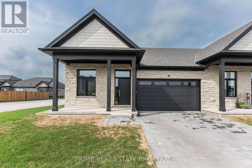 25 - 62 Compass Trail, Central Elgin (port Stanley)