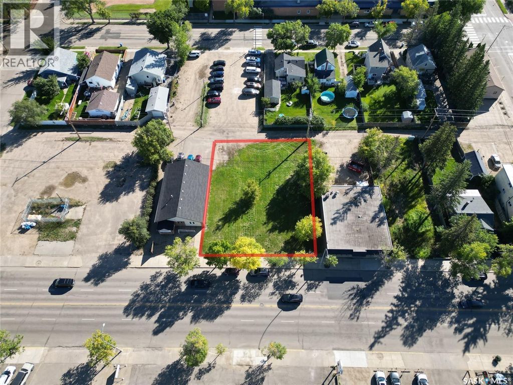 1542 - 1552 100th Street, North Battleford